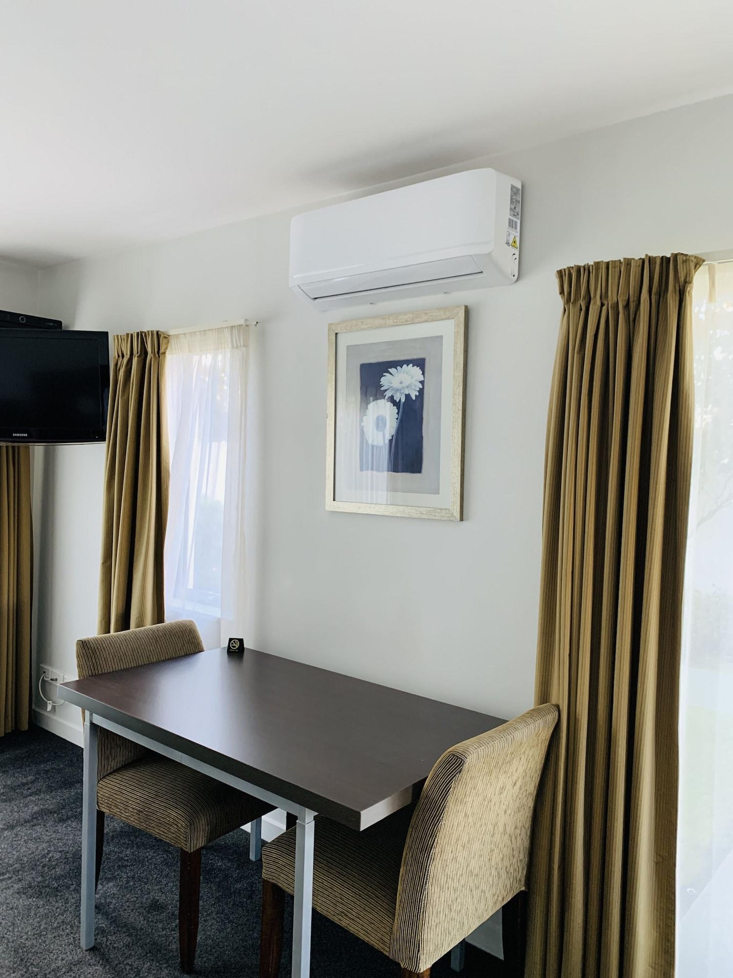 Airport Delta Motel Κράισττσερτς Εξωτερικό φωτογραφία